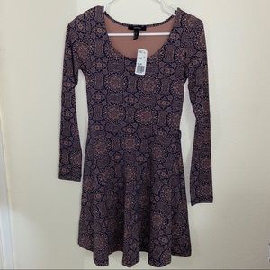 Long sleeve dress (NWT)